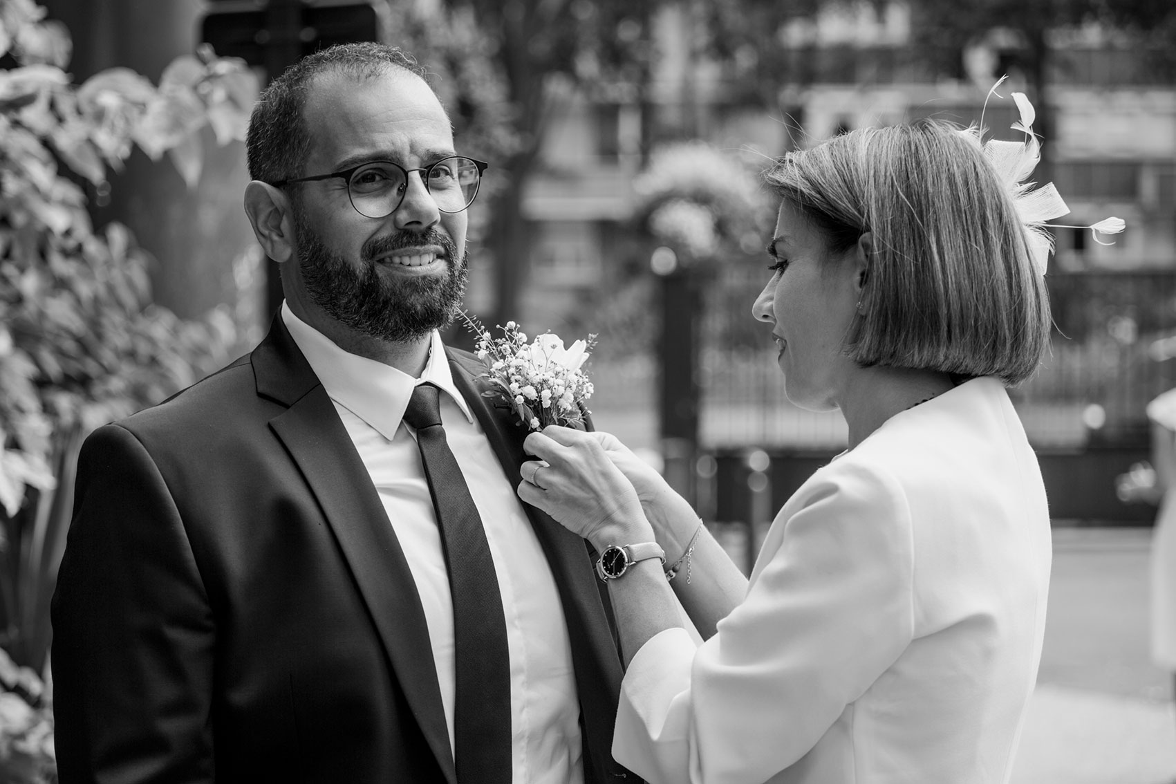Paris wedding photography at the Eiffel Tower